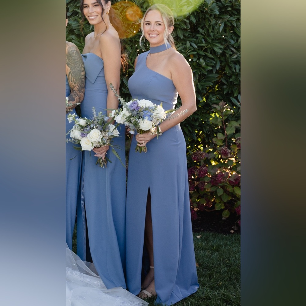 Elegant Blue One-Shoulder Dress